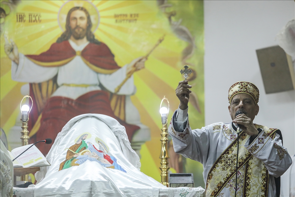 قداس عيد الميلاد في دير القديس سمعان الخراز