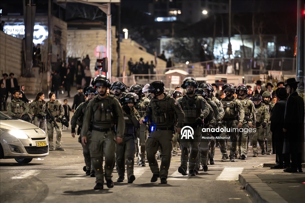 В Иерусалиме во время антивоенной акции протеста харедим автобус въехал в толпу, есть погибший