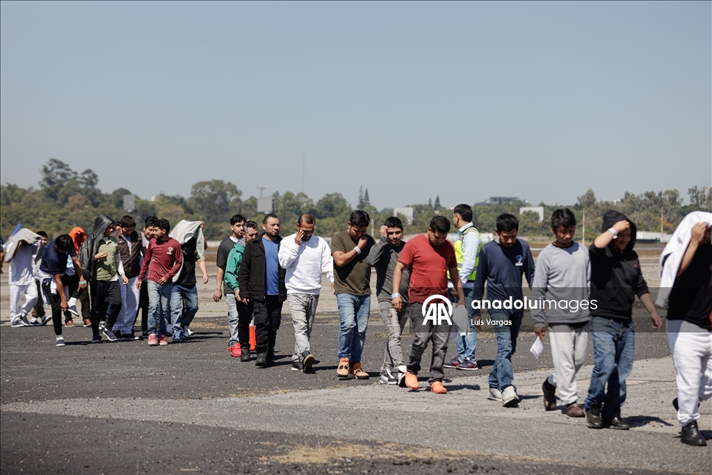 Депортированные из США мигранты вернулись в Гватемалу