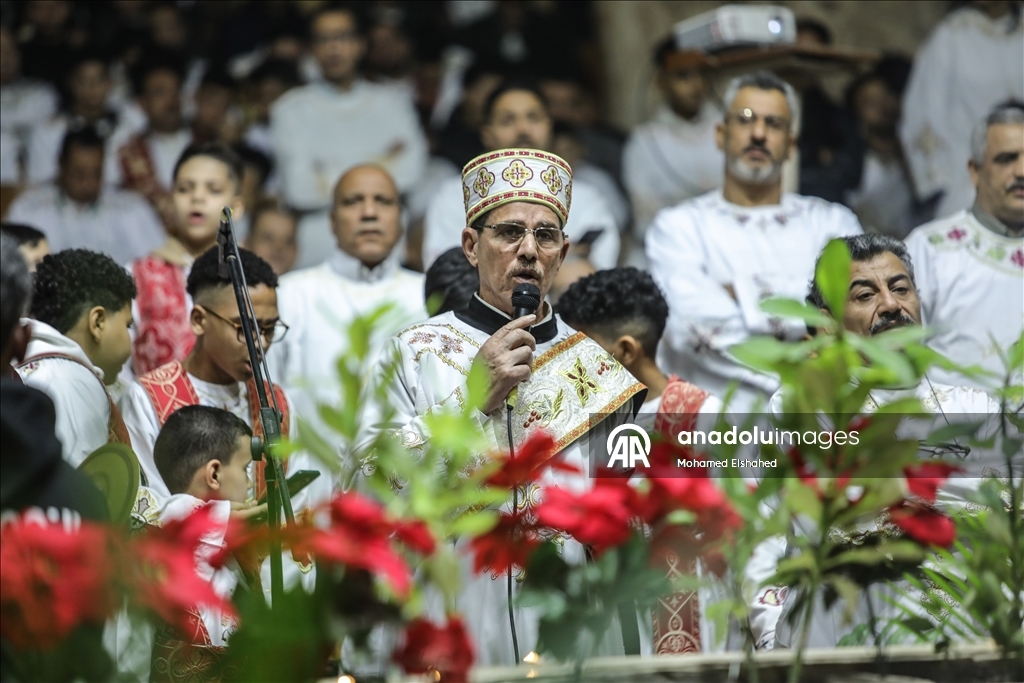 قداس عيد الميلاد في دير القديس سمعان الخراز