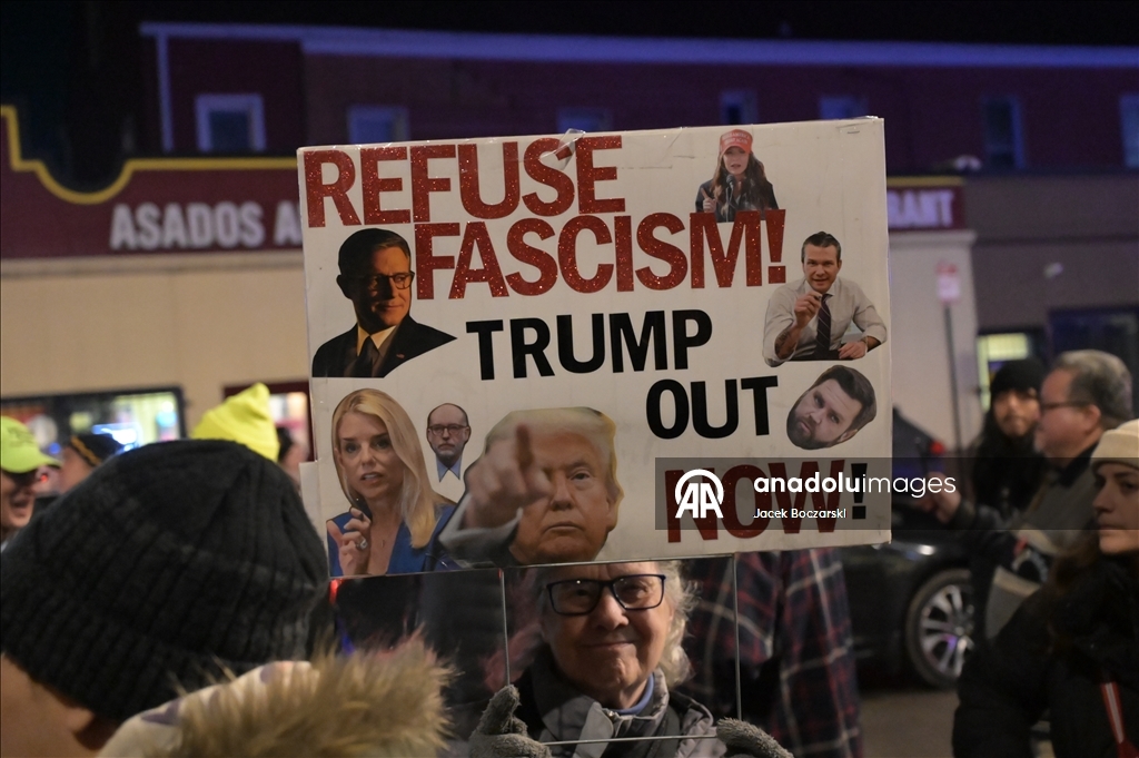 ICE polisi tarafından öldürülen ABD vatandaşı için Chicago’da anma etkinliği düzenlendi