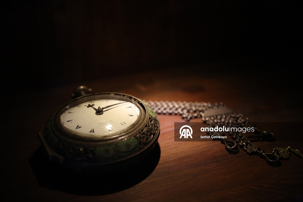 Mevlana Müzesi'nin koleksiyonuna Mevlevi dervişlerinin kullandığı 171 yeni parça eklendi