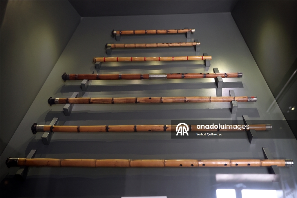 Mevlana Müzesi'nin koleksiyonuna Mevlevi dervişlerinin kullandığı 171 yeni parça eklendi