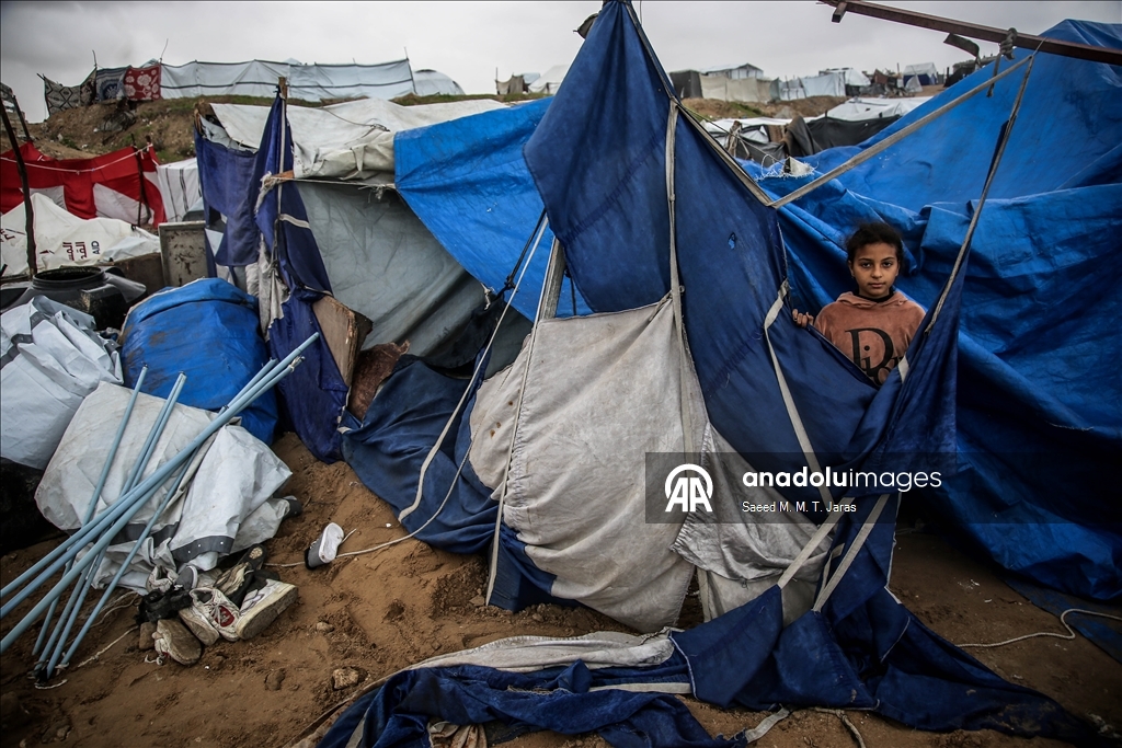 Израиль продолжил воздушные и артиллерийские обстрелы сектора Газа