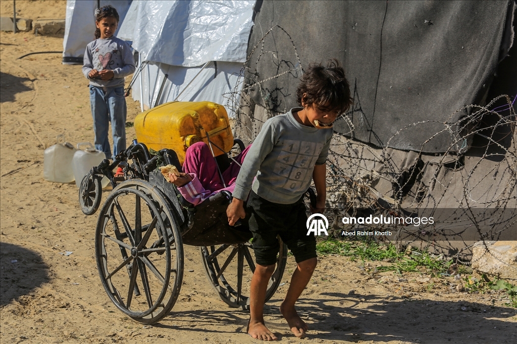 Han Yunus'ta yıkımın gölgesinde günlük yaşam