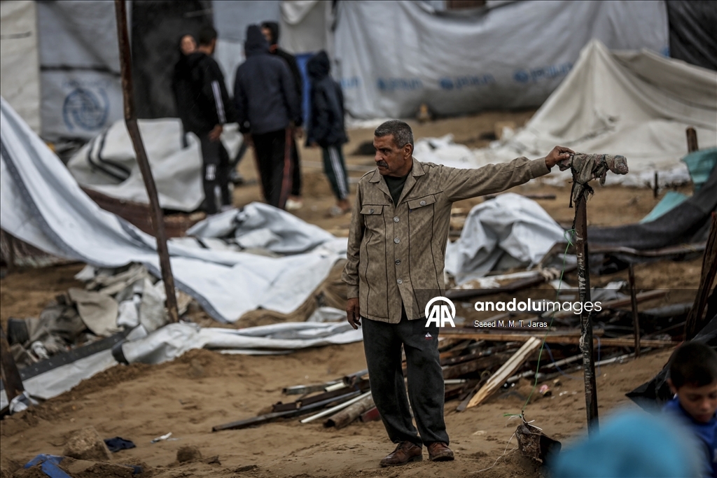 Израиль продолжил воздушные и артиллерийские обстрелы сектора Газа