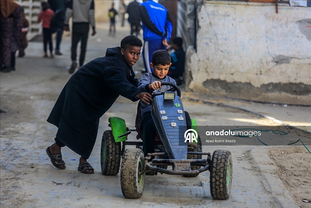 Han Yunus'ta yıkımın gölgesinde günlük yaşam