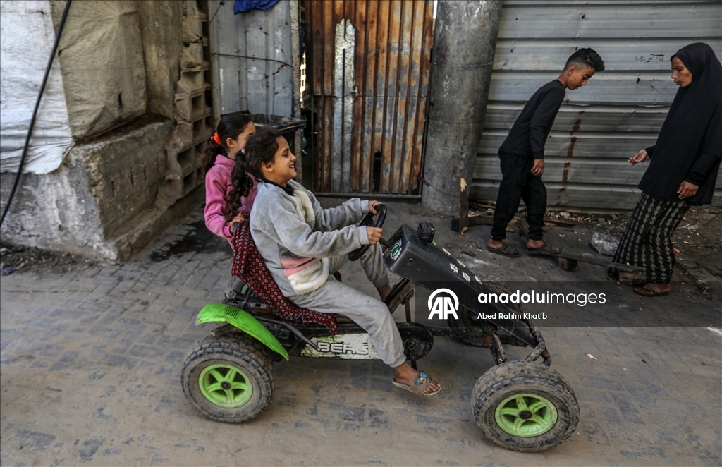 Han Yunus'ta yıkımın gölgesinde günlük yaşam