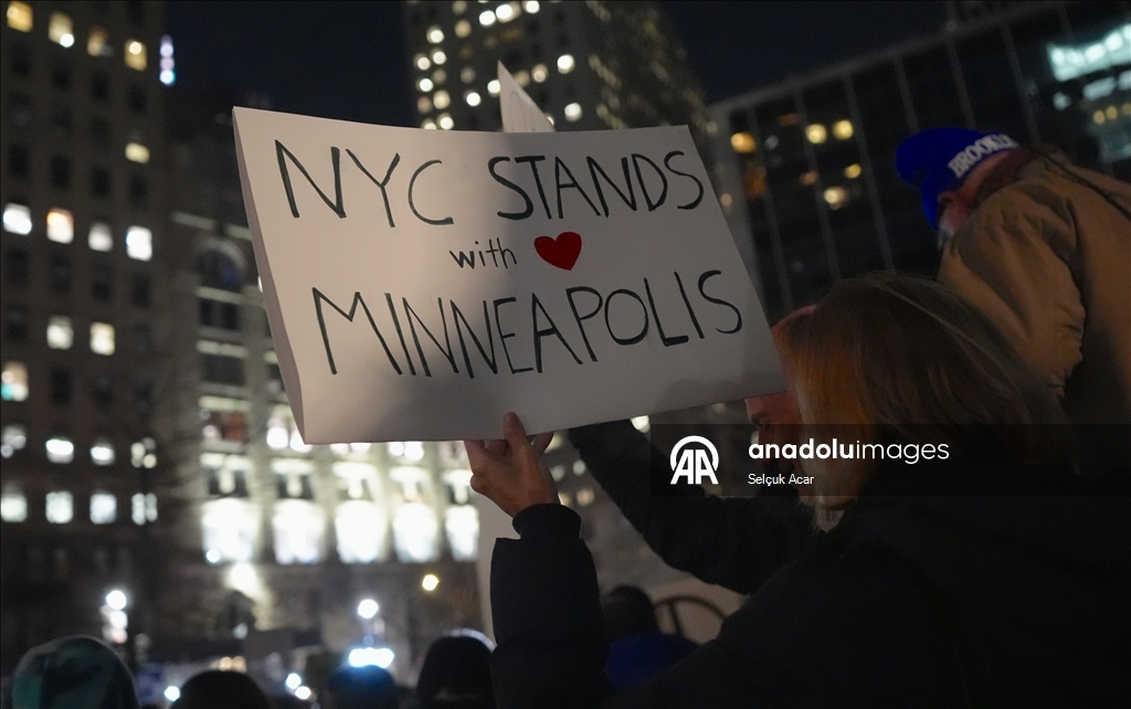 В Нью-Йорке прошла акция протеста против операции ICE в Миннеаполисе