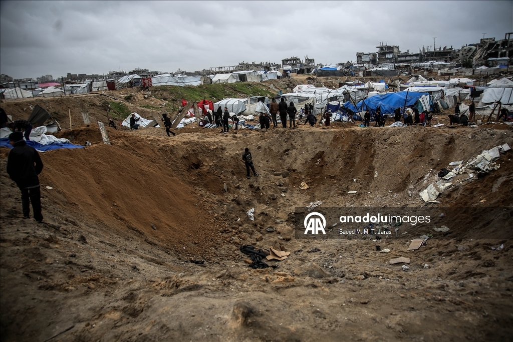 Израиль продолжил воздушные и артиллерийские обстрелы сектора Газа