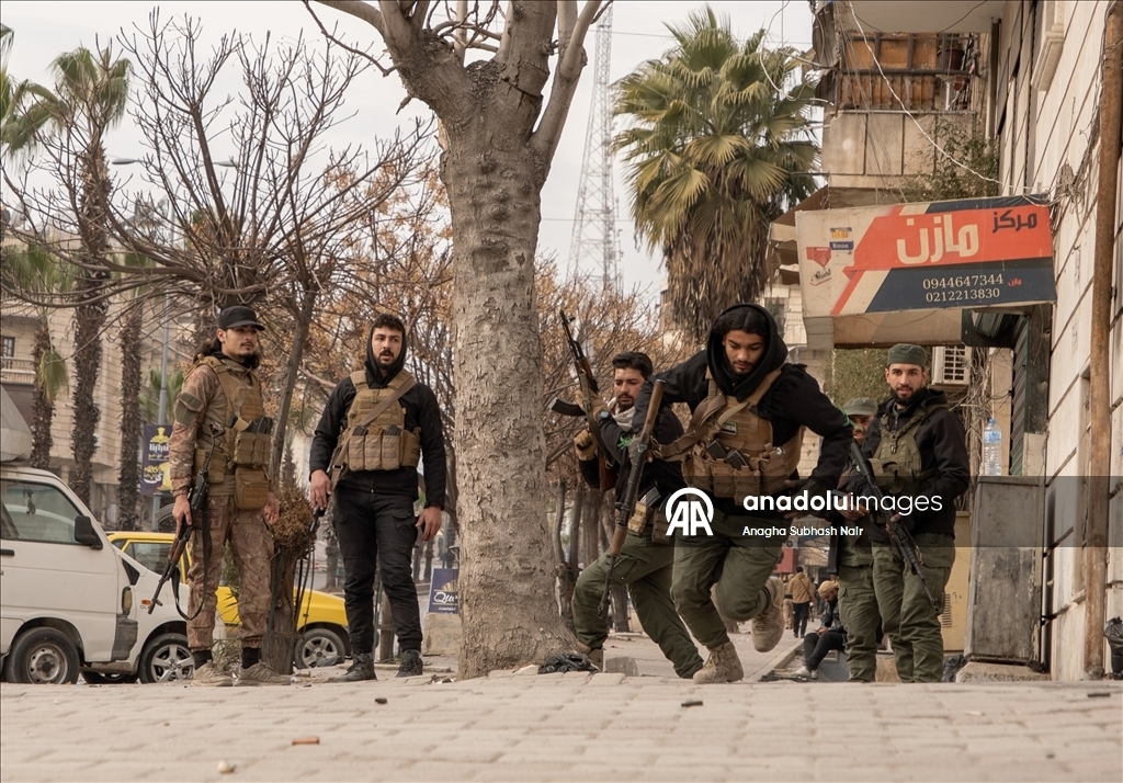 Сирийская армия продолжает операцию против PKK/YPG в Алеппо 33