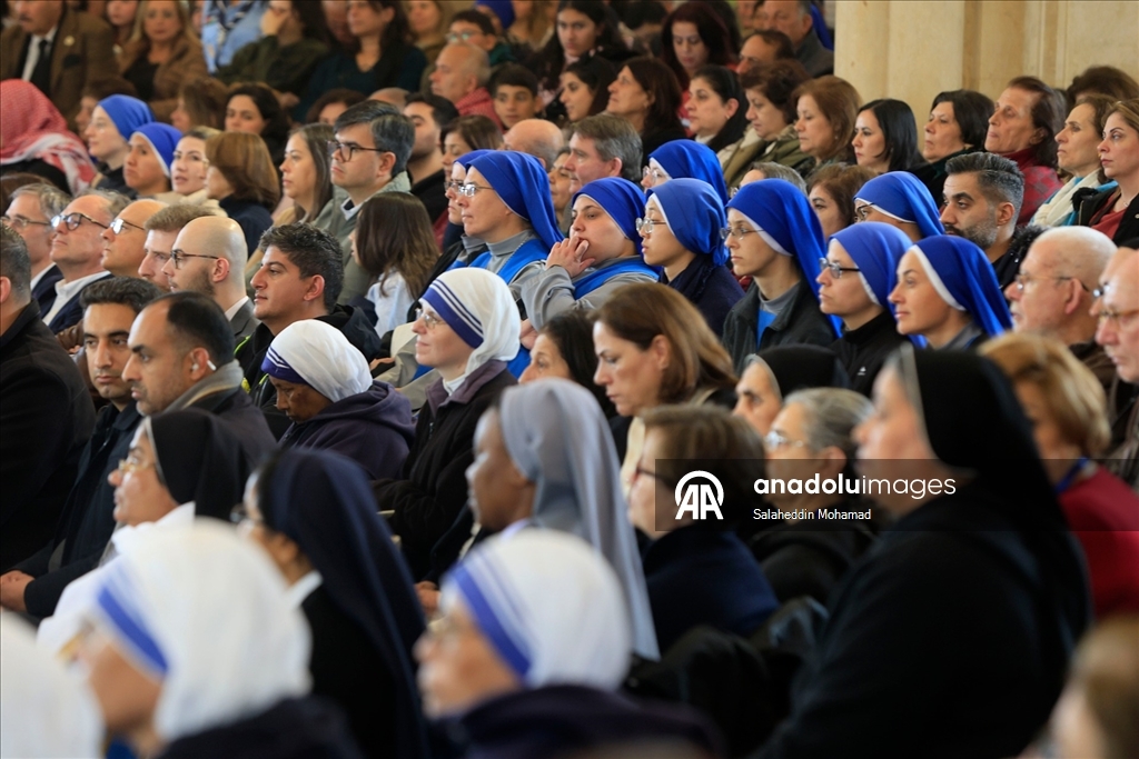 Ürdün'de Katolik Hristiyanlar hac ibadetlerini gerçekleştiriyor