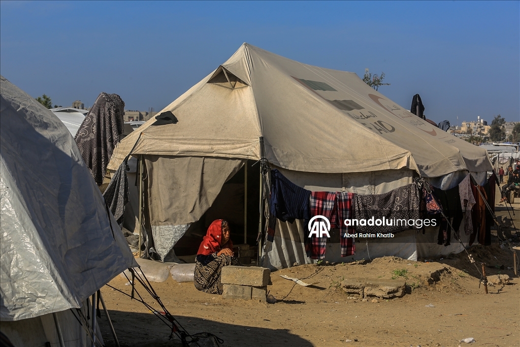 Han Yunus'ta yıkımın gölgesinde günlük yaşam