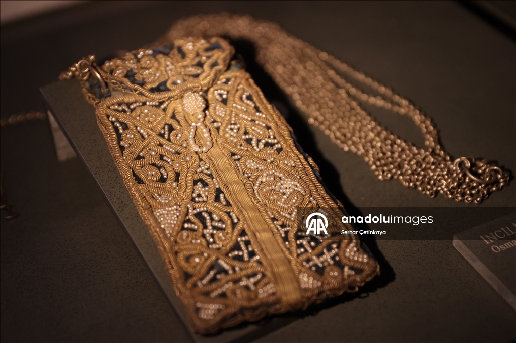 Mevlana Müzesi'nin koleksiyonuna Mevlevi dervişlerinin kullandığı 171 yeni parça eklendi