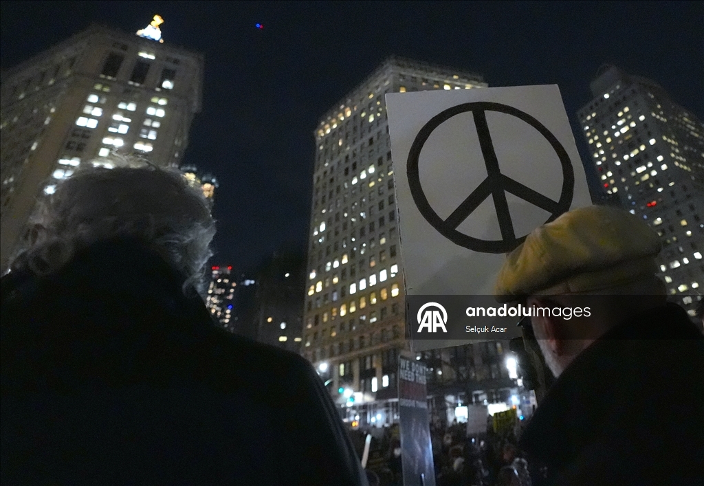 В Нью-Йорке прошла акция протеста против операции ICE в Миннеаполисе