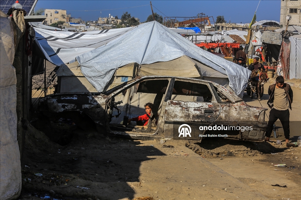 Han Yunus'ta yıkımın gölgesinde günlük yaşam