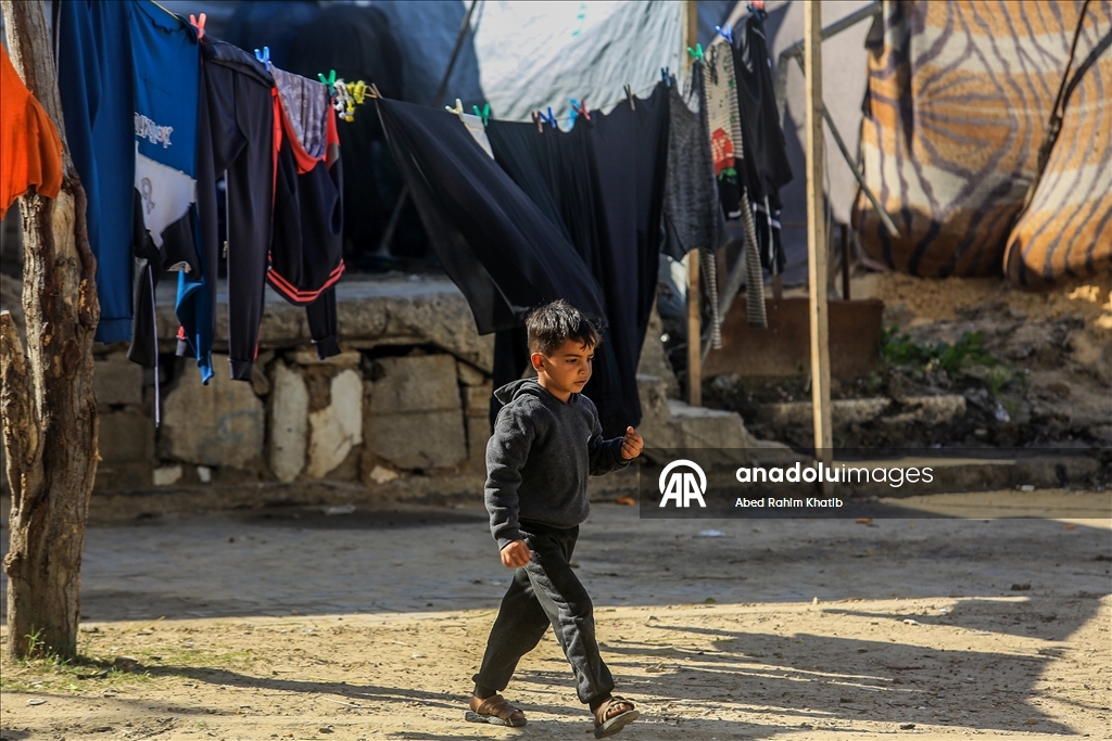 Han Yunus'ta yıkımın gölgesinde günlük yaşam