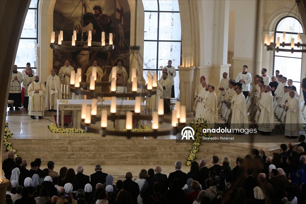 Ürdün'de Katolik Hristiyanlar hac ibadetlerini gerçekleştiriyor