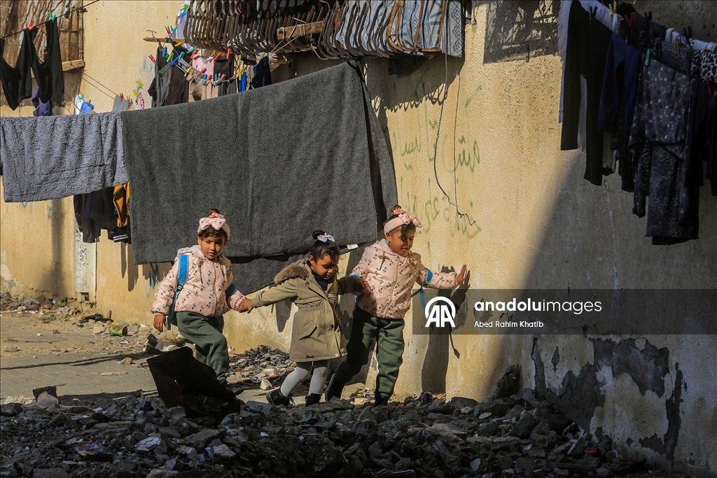 Han Yunus'ta yıkımın gölgesinde günlük yaşam