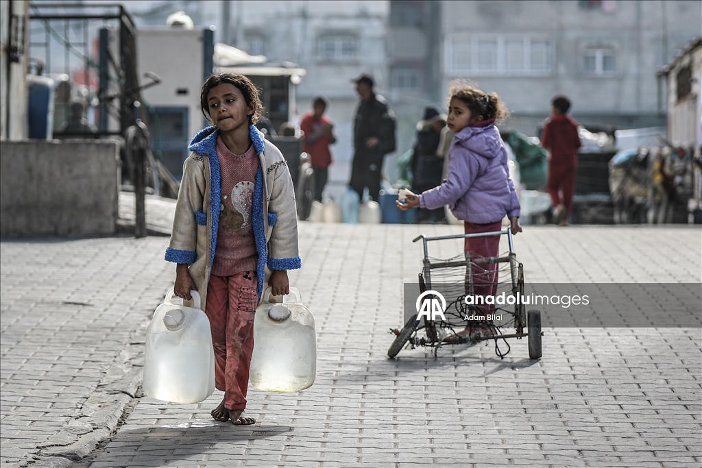 Gazze'de temiz su krizi devam ediyor