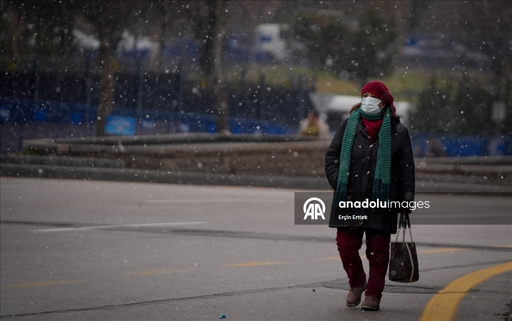 Ankara'da kar yağışı