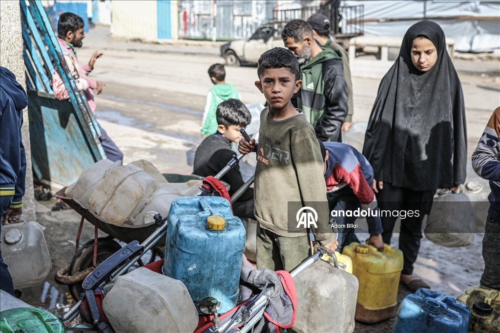 Gazze'de temiz su krizi devam ediyor