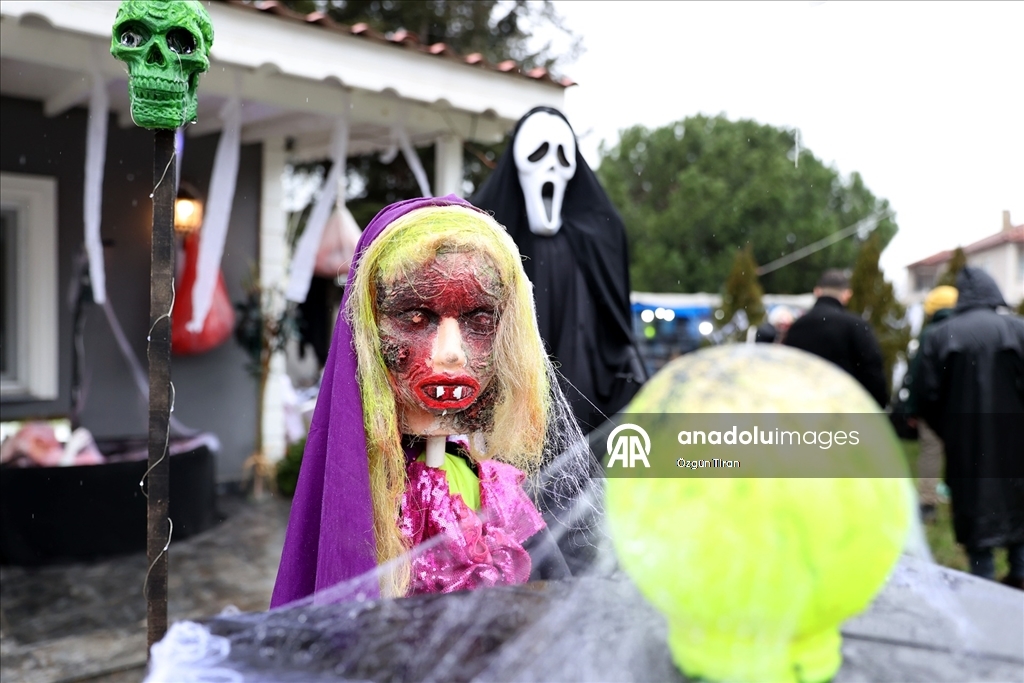 Kırklareli'nde Balkan geleneği "Koleda" makyaj etkinliği ile başladı