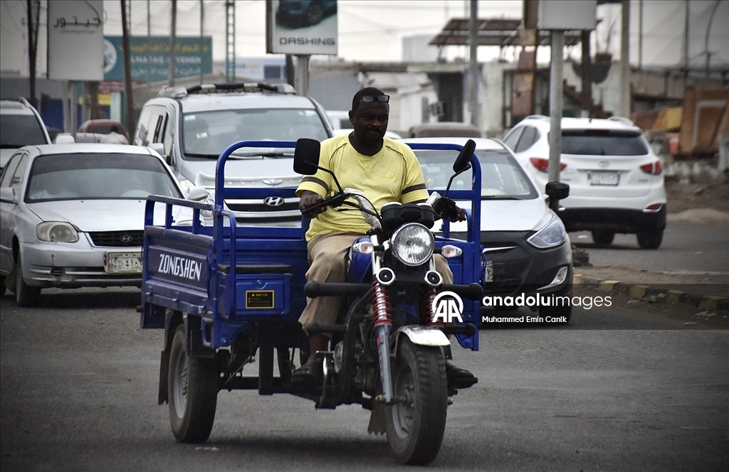Port Sudan’da hayat tüm zorluklara rağmen sürüyor