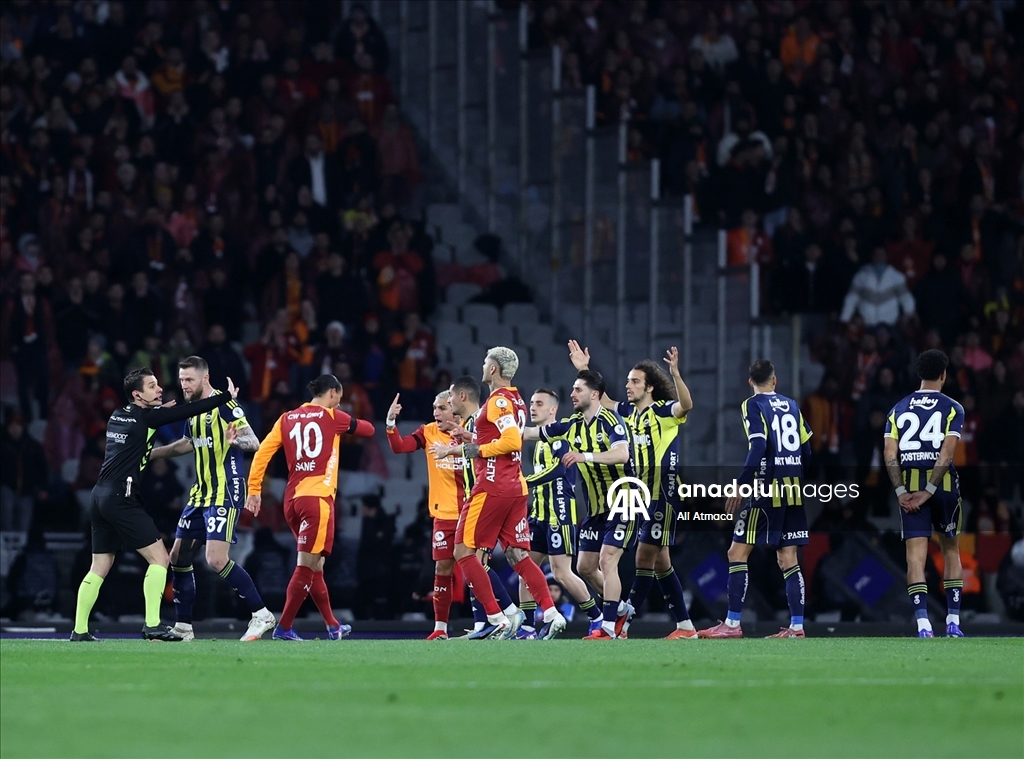 Galatasaray v Fenerbahce - Turkish Super Cup