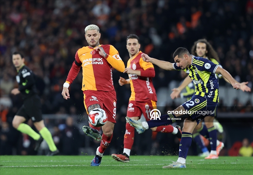 Galatasaray v Fenerbahce - Turkcell Super Cup