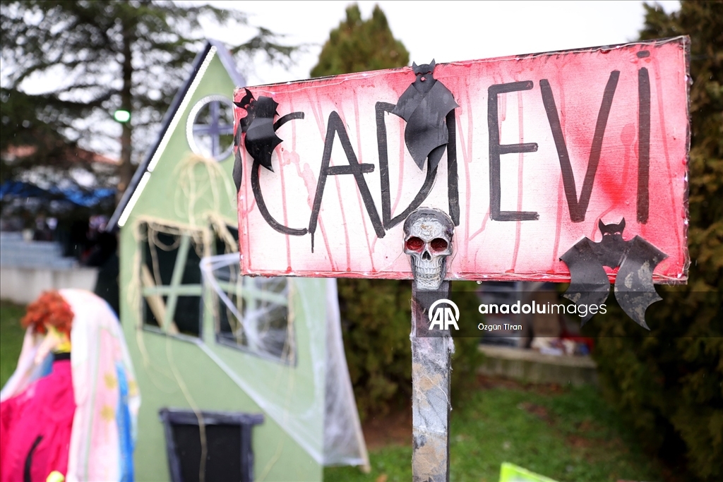 Kırklareli'nde Balkan geleneği "Koleda" makyaj etkinliği ile başladı