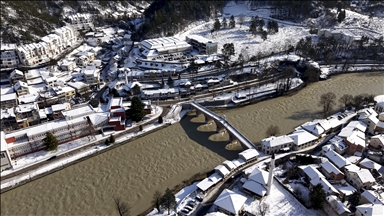 Snijeg prekrio Konjic i dao mu bajkovit zimski izgled