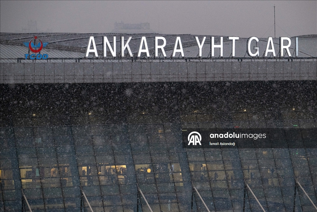 Ankara'da kar yağışı