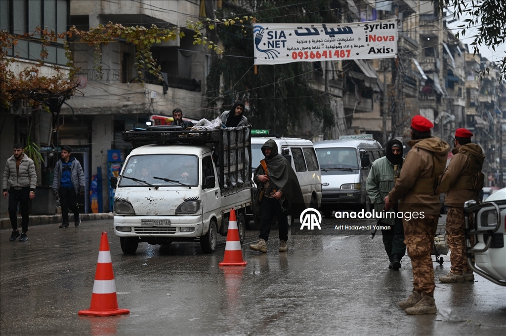 Terörden arındırılan Halep’in Eşrefiye Mahallesi’nde hayat yavaş yavaş normale dönüyor