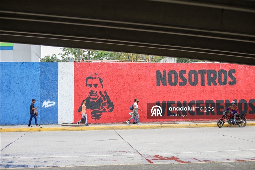 В Венесуэле прошли массовые марши в поддержку Мадуро