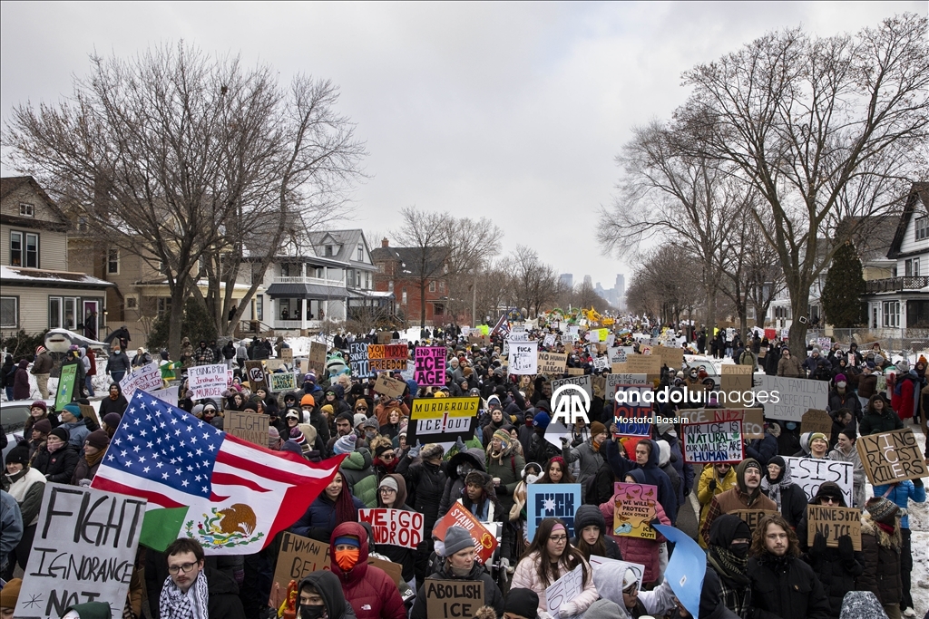 В городе Миннеаполис в США продолжаются протесты против ICE