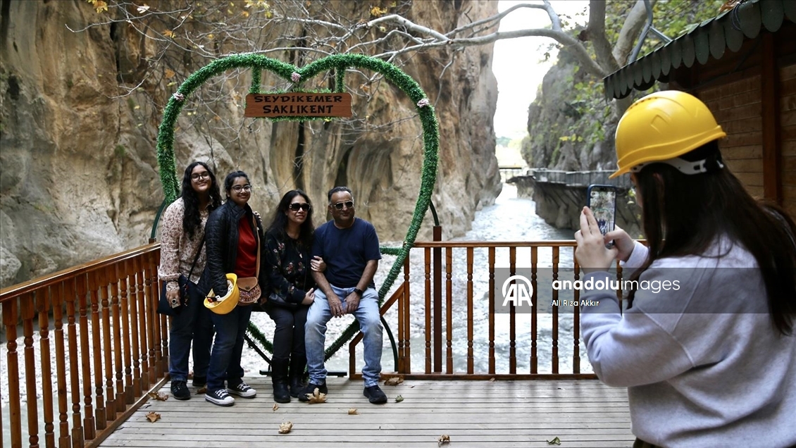 Muğla'daki Saklıkent Kanyonu geçen yıl yarım milyonun üzerinde ziyaretçi ağırladı