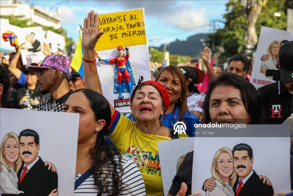В Венесуэле прошли массовые марши в поддержку Мадуро