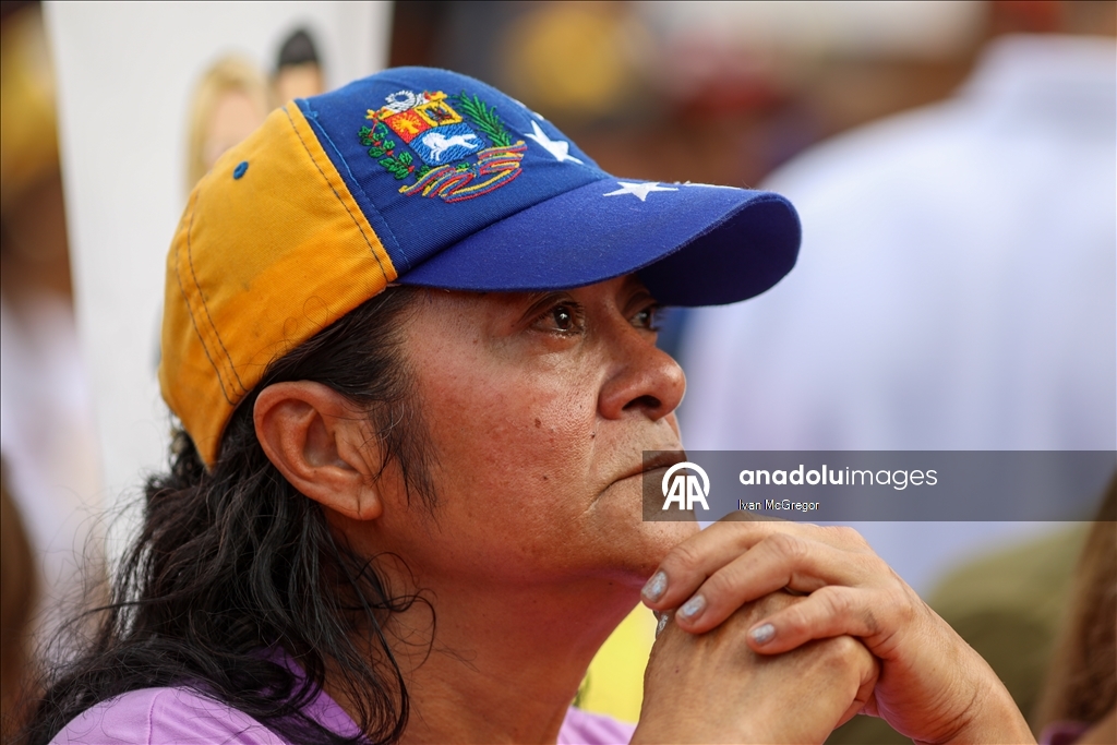 В Венесуэле прошли массовые марши в поддержку Мадуро