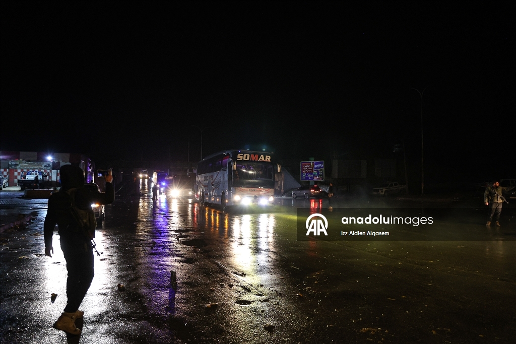 Последняя группа боевиков «СДС» в Алеппо эвакуируется за пределы города