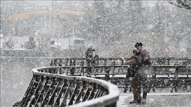 Ankara'da kar yağışı