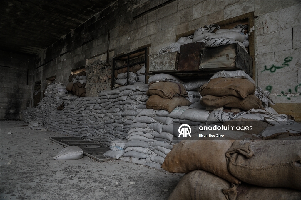 Terör örgütü YPG/SDG'nin Şeyh Maksud Mahallesi'nde askeri karargah olarak kullandığı cami görüntülendi