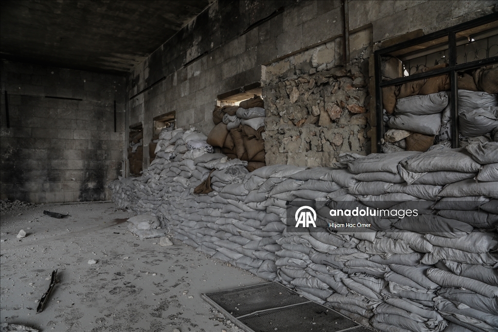 Terör örgütü YPG/SDG'nin Şeyh Maksud Mahallesi'nde askeri karargah olarak kullandığı cami görüntülendi