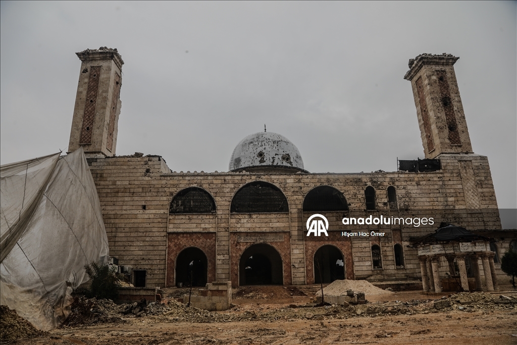 Terör örgütü YPG/SDG'nin Şeyh Maksud Mahallesi'nde askeri karargah olarak kullandığı cami görüntülendi