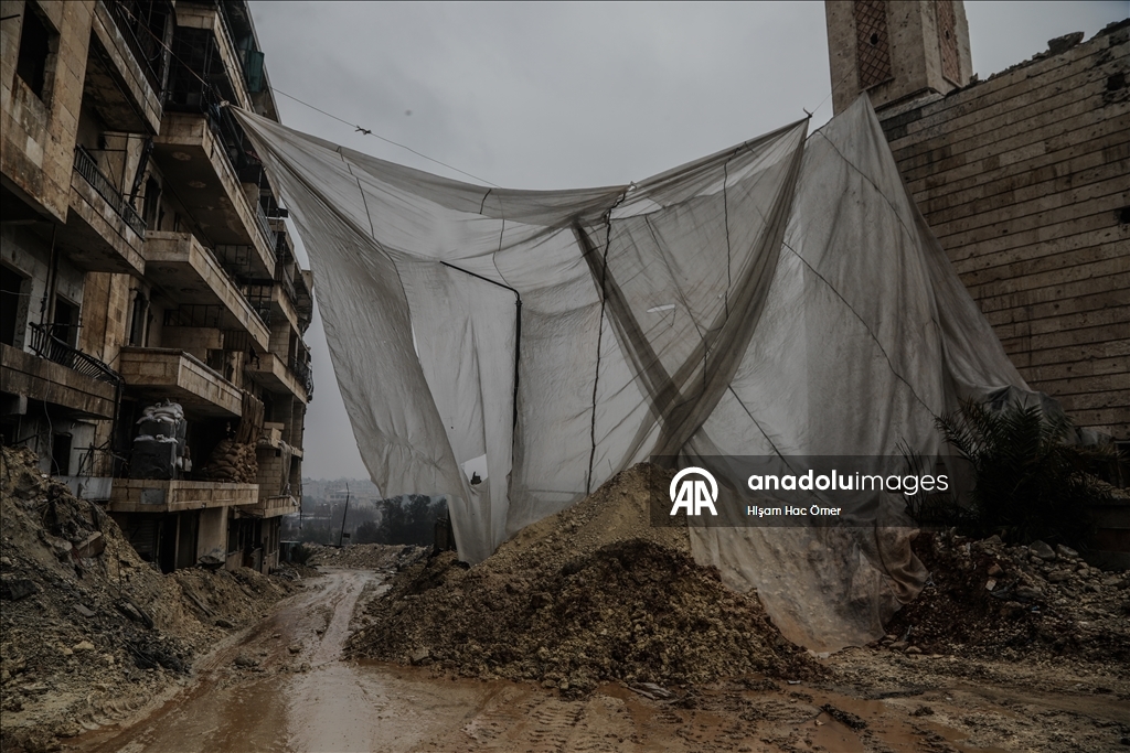 Terör örgütü YPG/SDG'nin Şeyh Maksud Mahallesi'nde askeri karargah olarak kullandığı cami görüntülendi