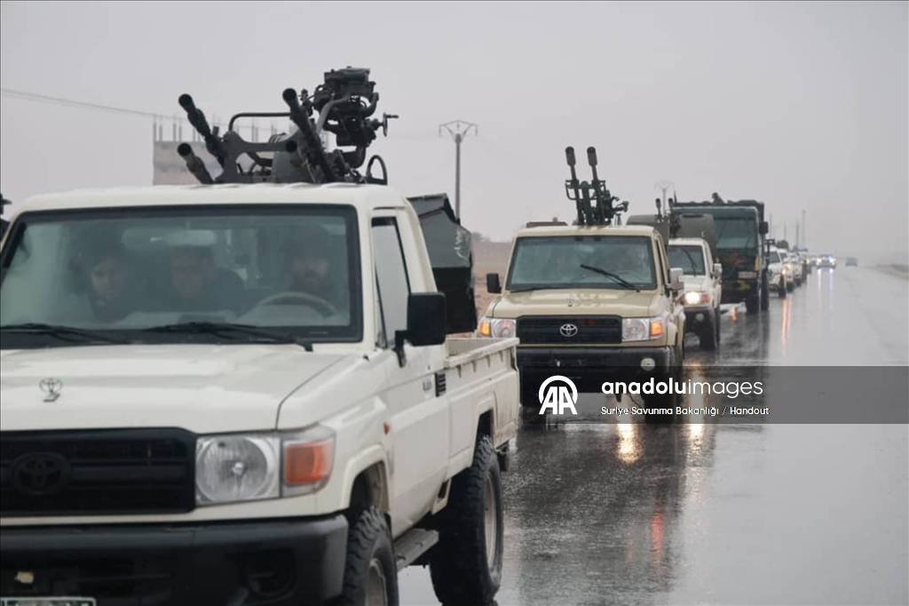 Suriye ordusu, Halep'in doğusundaki Meskene ve Deyr Hafir hattına takviye birlikler sevk etti