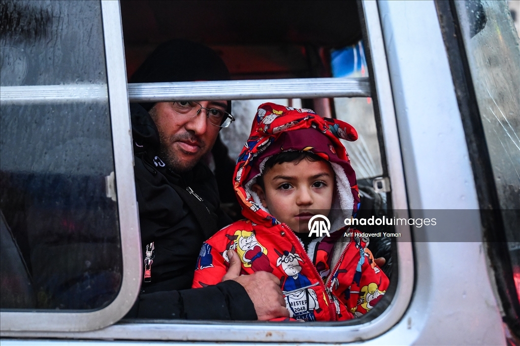 Terörden arındırılan Halep’in Eşrefiye Mahallesi’nde hayat normale dönüyor