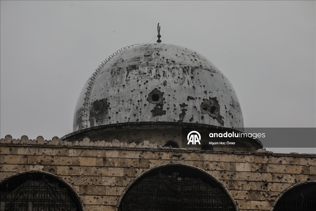 Terör örgütü YPG/SDG'nin Şeyh Maksud Mahallesi'nde askeri karargah olarak kullandığı cami görüntülendi