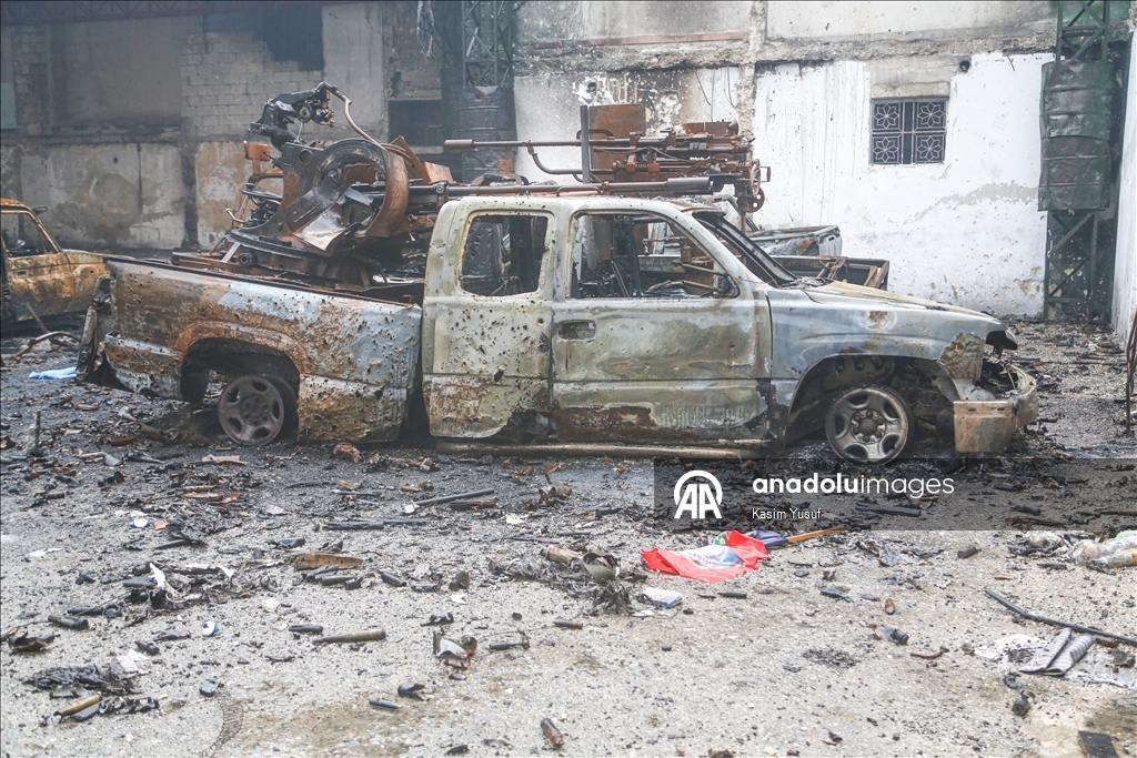 AA, Şeyh Maksud’da terör örgütü YPG/SDG’ye ait yanan askeri araçları görüntüledi