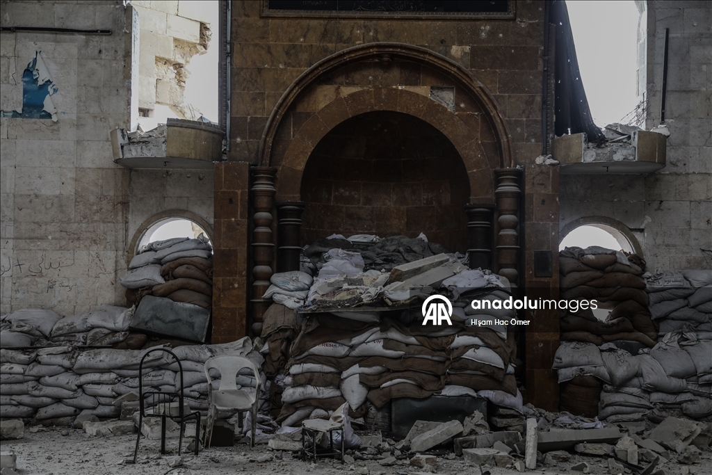 Terör örgütü YPG/SDG'nin Şeyh Maksud Mahallesi'nde askeri karargah olarak kullandığı cami görüntülendi